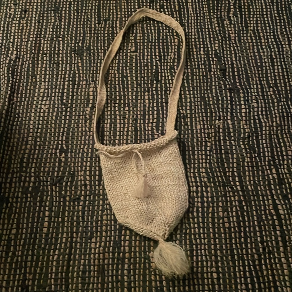 Traditional “Mochilla” from Colombia rare nuetral color